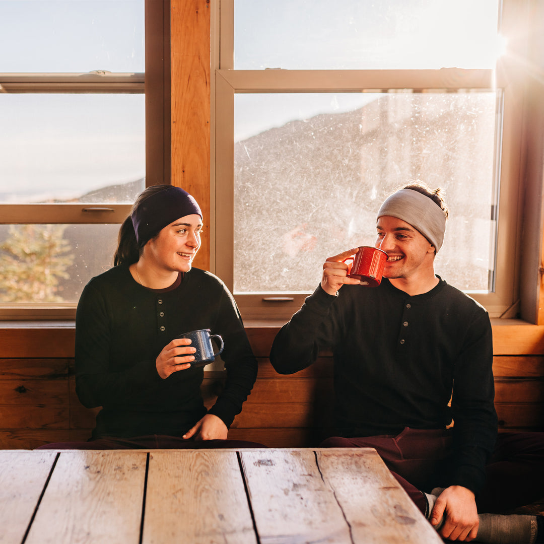 New Men's and Women's Tops